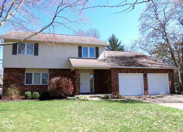 Property at 3705 River Rd, Columbus, IN 47203, 5 beds, 2.5 baths