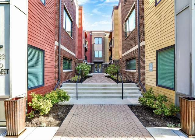 Property at 622 E 10th St #312, Indianapolis, IN 46202, 1 bed, 1 bath