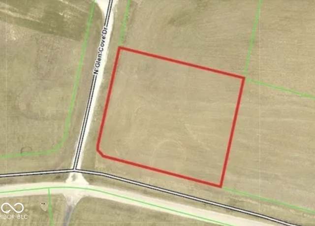 Property at 94 Glen Cove Dr, Peru, IN 46970