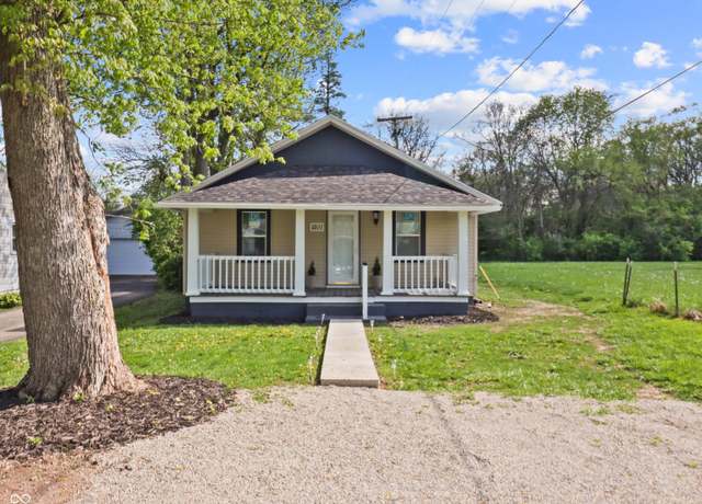 Property at 1401 E 24th St, Muncie, IN 47302, 3 beds, 1 bath