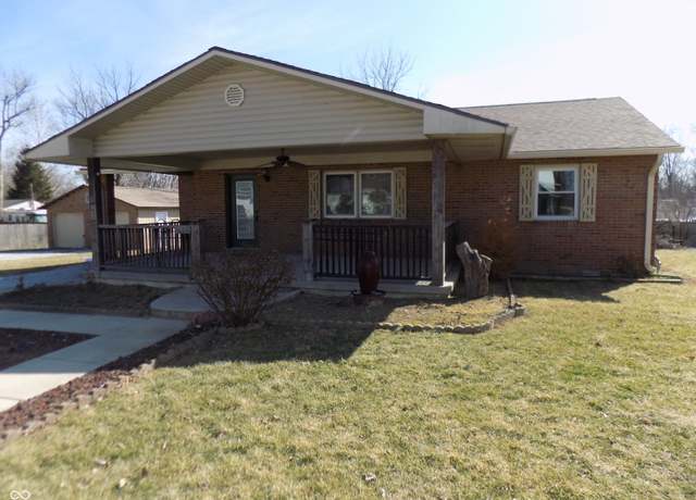 Property at 1130 Avenue C St, Greencastle, IN 46135, 3 beds, 2 baths