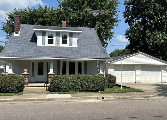 Property at 611 S Walnut St, Edinburgh, IN 46124, 3 beds, 2 baths