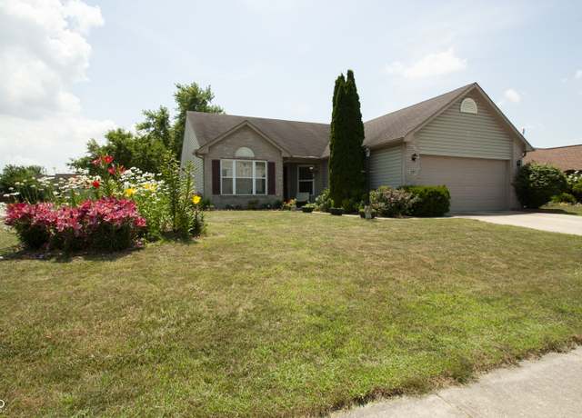Property at 291 Lakemoore St, Brownsburg, IN 46112, 3 beds, 2 baths