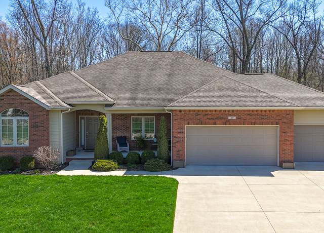 Property at 267 Westbrook Ct, Columbus, IN 47201, 5 beds, 3.5 baths
