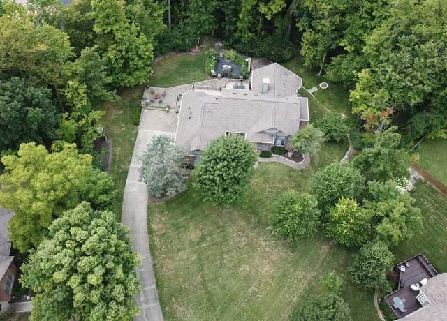 Property at 9604 Hamburg Ct, Indianapolis, IN 46256, 4 beds, 3.5 baths