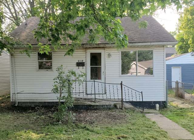 Property at 1007 S 24th St, New Castle, IN 47362, 2 beds, 1 bath