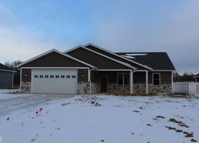 Property at 531 E Dogwood Ct E, Spencer, IN 47460, 3 beds, 2 baths