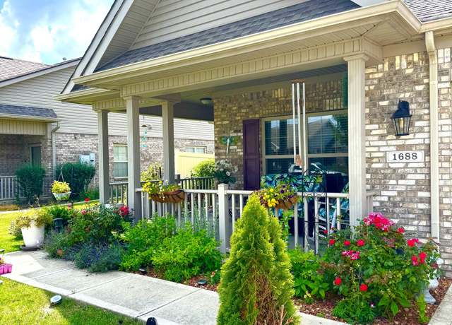 Property at 1688 Magnolia Dr, Greenwood, IN 46143, 2 beds, 2 baths