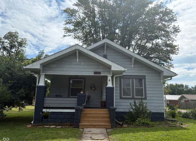 Property at 1802 Poplar St, Anderson, IN 46012, 2 beds, 1 bath