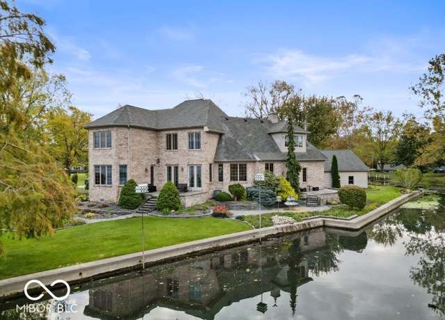 Property at 125 Ems B20c Ln, Pierceton, IN 46562, 4 beds, 3.5 baths
