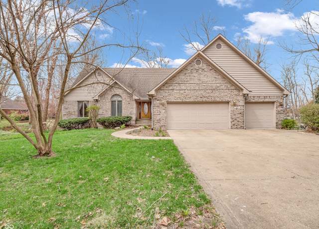 Property at 454 Roberson Blvd, Mooresville, IN 46158, 4 beds, 3 baths