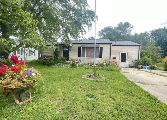 Property at 122 Lake St, Chesterfield, IN 46017, 2 beds, 1 bath