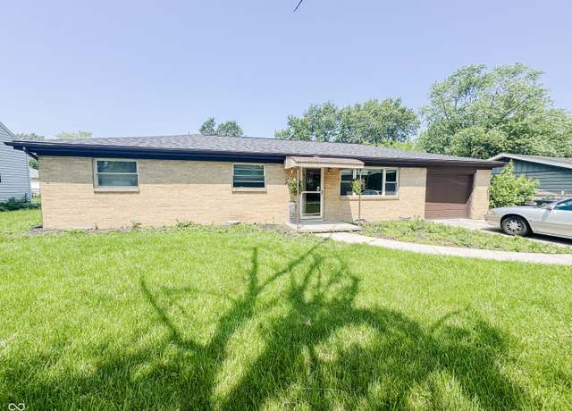 Property at 3613 N Locust St, Muncie, IN 47304, 3 beds, 1 bath