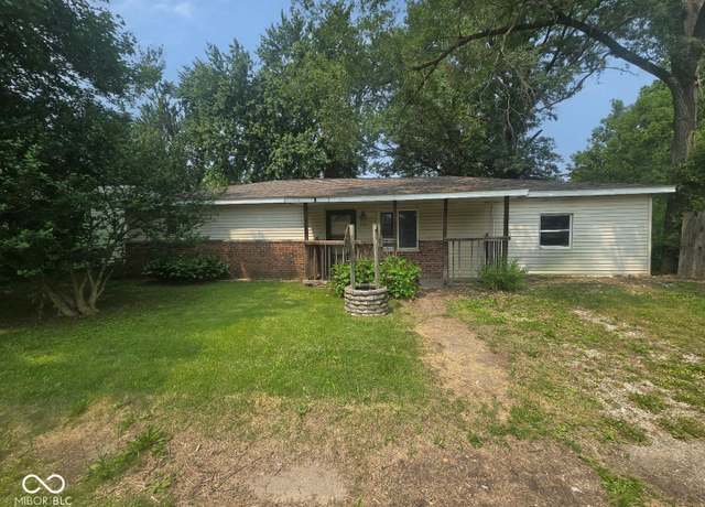 Property at 5156 N 14th St, Terre Haute, IN 47805, 3 beds, 1.5 baths