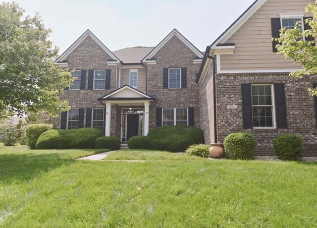 Property at 15201 Slateford Rd, Noblesville, IN 46062, 6 beds, 5 baths