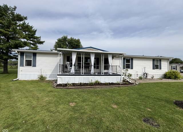 Property at 421 Enchanted Dr, Anderson, IN 46013, 3 beds, 2 baths