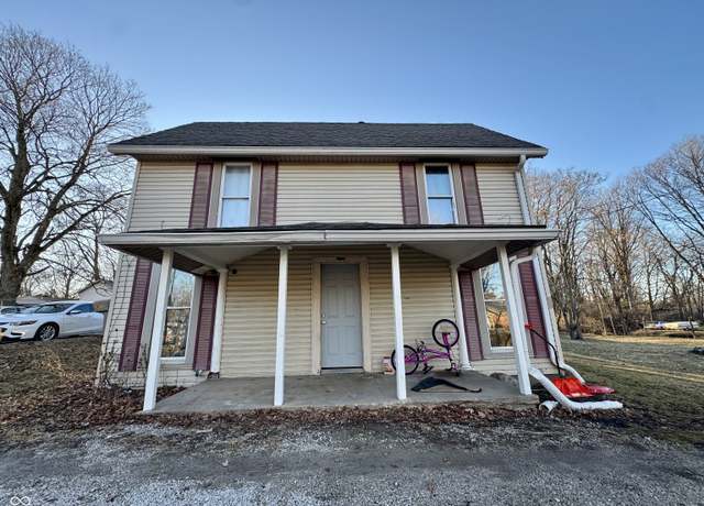 Property at 810 E Elmore St, Crawfordsville, IN 47933, 3 beds, 1 bath