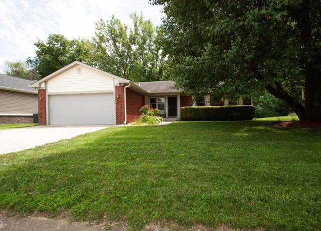 Property at 5307 Honey Manor Dr, Indianapolis, IN 46221, 3 beds, 2 baths