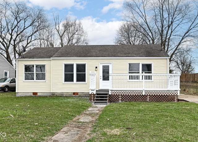 Property at 315 S Parkway Dr, Anderson, IN 46013, 3 beds, 2 baths