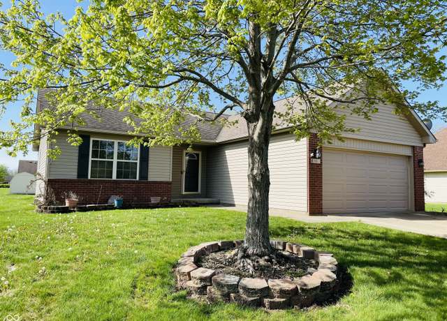 Property at 261 Punkin Ct, Greenfield, IN 46140, 3 beds, 2 baths