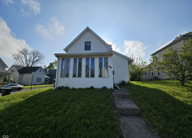 Property at 421 N Canal St, Alexandria, IN 46001, 3 beds, 1 bath