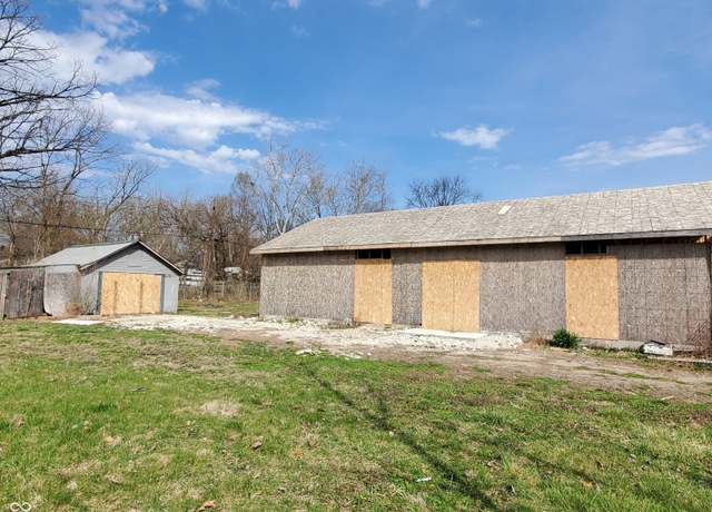 Property at 2860 S Rybolt Ave, Indianapolis, IN 46241, 3 beds, 2 baths