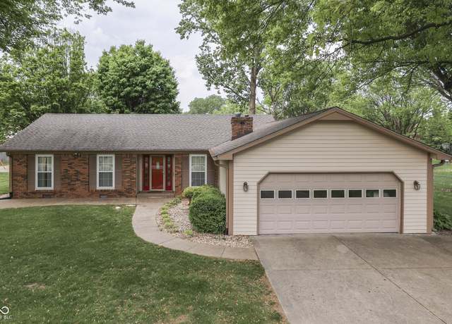 Property at 912 Ramblin Rd, Greenwood, IN 46142, 3 beds, 2 baths