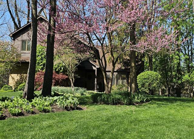 Property at 889 Cedar Wood Pl, Carmel, IN 46032, 3 beds, 2.5 baths