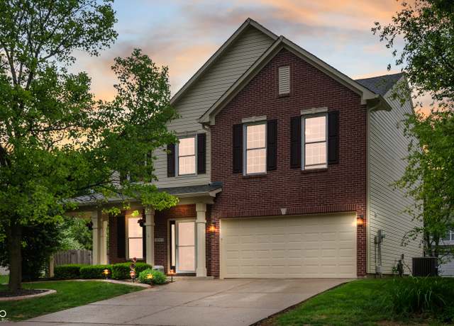 Property at 11138 Bear Hollow Dr, Indianapolis, IN 46229, 3 beds, 2.5 baths