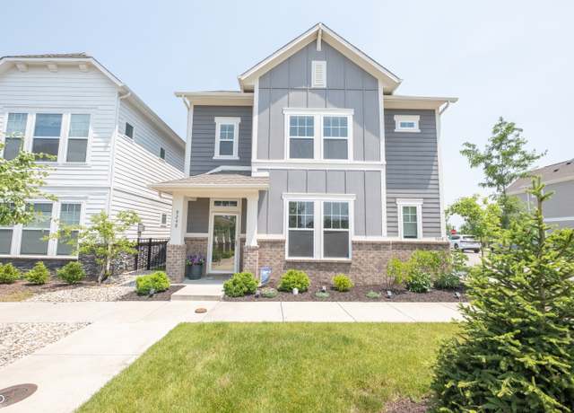 Property at 9248 Hawley Dr, Indianapolis, IN 46216, 3 beds, 2.5 baths
