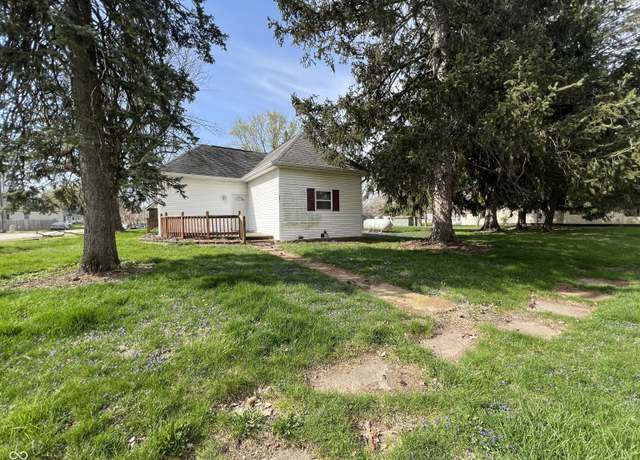 Property at 208 E 2nd St, Russellville, IN 46175, 3 beds, 1 bath