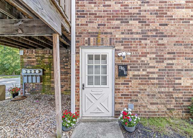Property at 8315 Hewlet Dr, Indianapolis, IN 46268, 2 beds, 1.5 baths