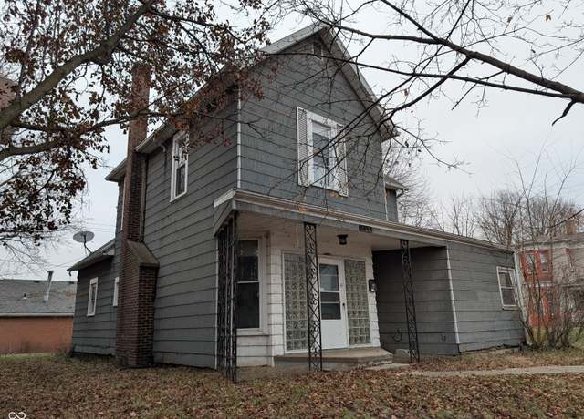 Property at 800 W Charles St, Muncie, IN 47305, 3 beds, 3 baths