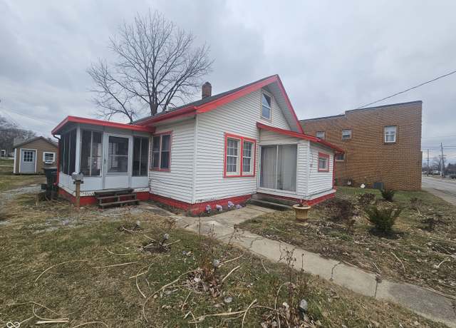 Property at 3624 Columbus Ave, Anderson, IN 46013, 2 beds, 1 bath