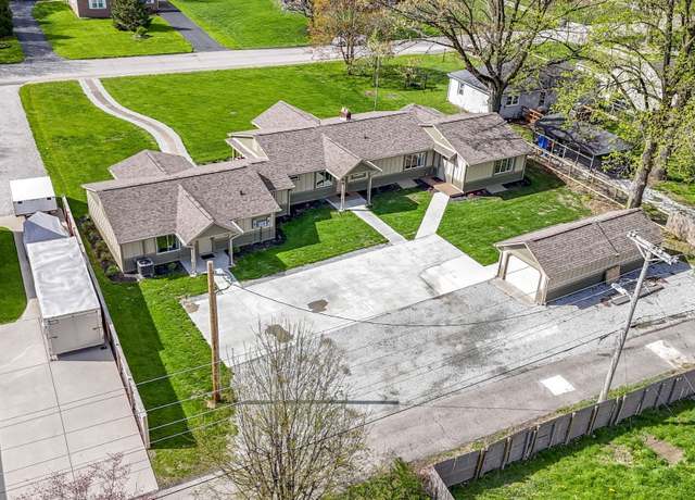 Property at 32 W Michigan St, Greenfield, IN 46140, 5 beds, 5 baths