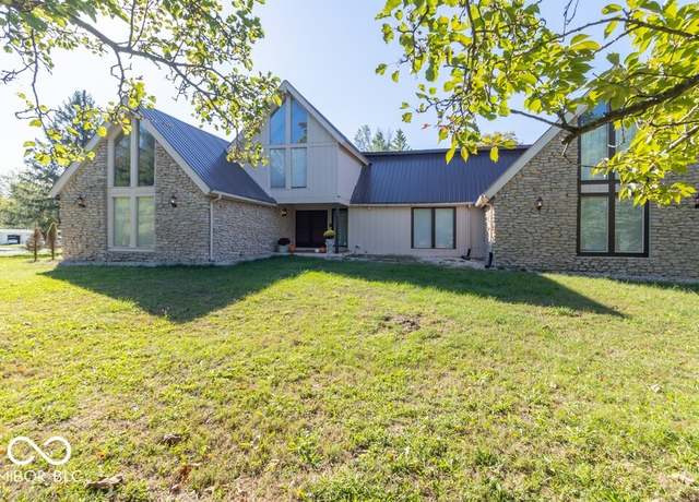 Property at 1205 Ivywood Ct, New Castle, IN 47362, 4 beds, 2.5 baths