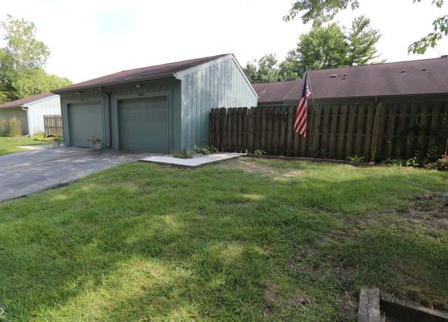 Property at 5023 Fairway Dr, Avon, IN 46123, 2 beds, 2 baths