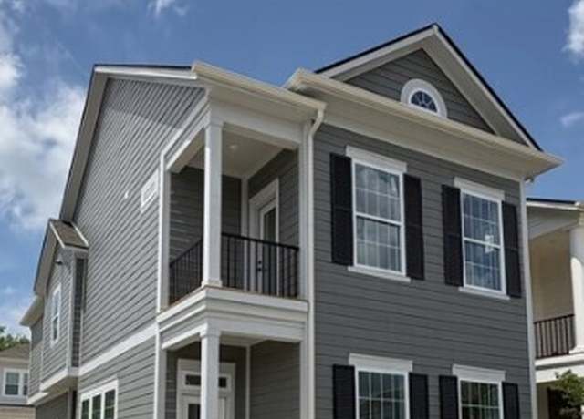 Property at 753 Madelyn Dr, Carmel, IN 46032, 3 beds, 2.5 baths