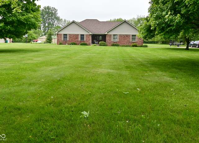Property at 2090 W County Road 400 S, Clayton, IN 46118, 3 beds, 2 baths