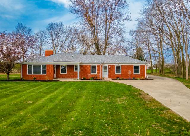 Property at 1911 N Rangeline Rd, Anderson, IN 46012, 3 beds, 2 baths
