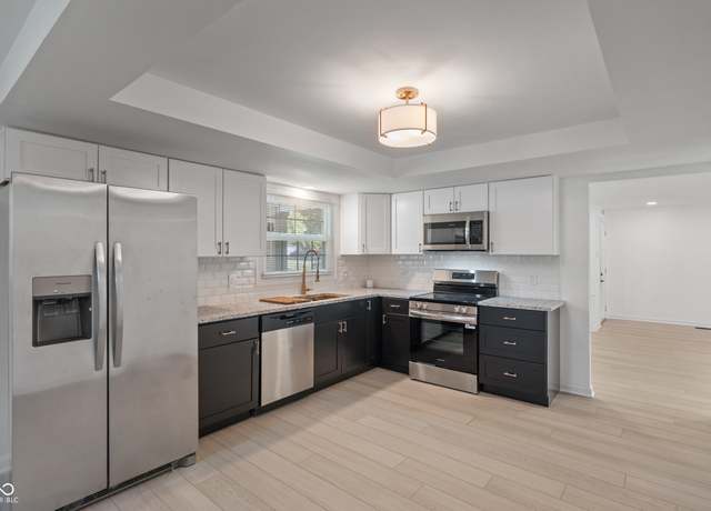 Property at 1802 Fogelson Dr, Indianapolis, IN 46229, 3 beds, 2.5 baths