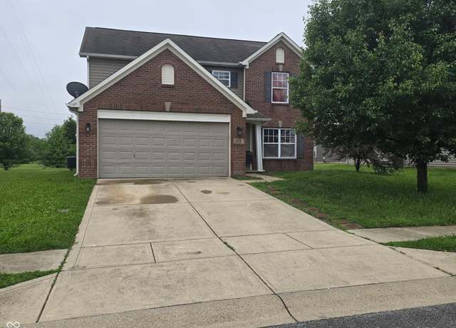 Property at 615 Albermarle Dr, Pittsboro, IN 46167, 4 beds, 2.5 baths