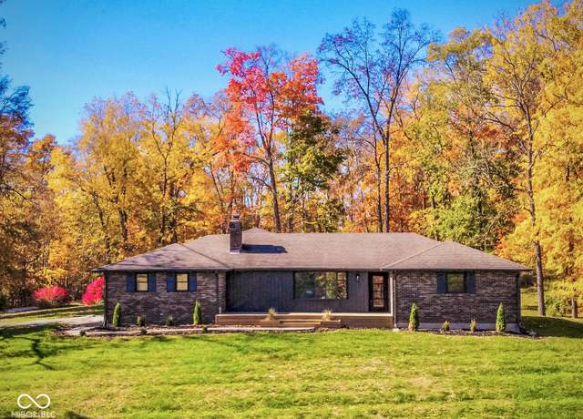 Property at 5437 S Westwood Dr, Knightstown, IN 46148, 3 beds, 3 baths