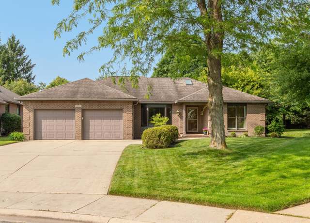 Property at 1220 Pintail Ct, Columbus, IN 47201, 2 beds, 2 baths