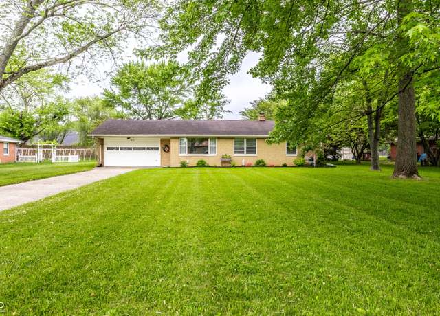 Property at 5450 Fenmore Rd, Indianapolis, IN 46228, 3 beds, 1.5 baths