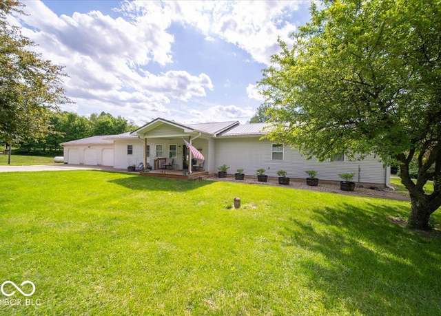 Property at 11815 E Pocahontas Dr, Greencastle, IN 46135, 3 beds, 2 baths
