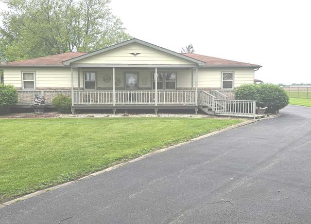 Property at 3107 N 100 W, Shelbyville, IN 46176, 3 beds, 2 baths