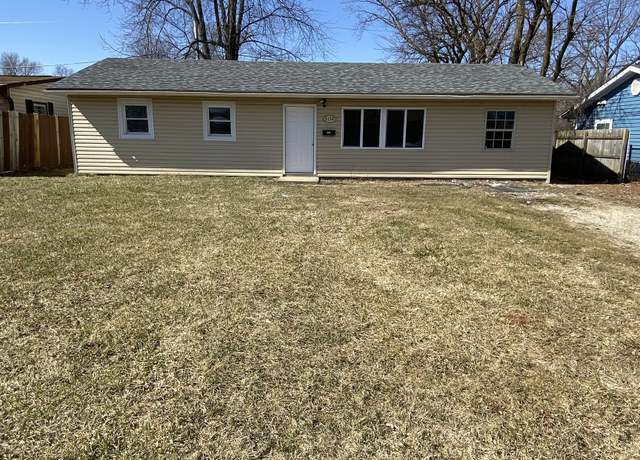 Property at 3132 Wallace Ave, Indianapolis, IN 46218, 3 beds, 1 bath