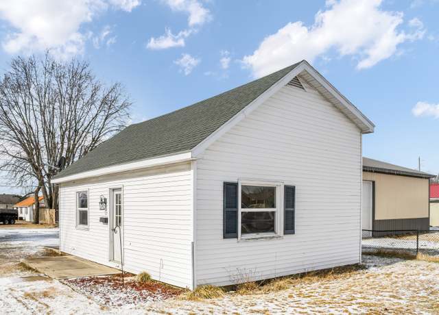 Property at 330 Kentucky Ave, Tipton, IN 46072, 2 beds, 1 bath