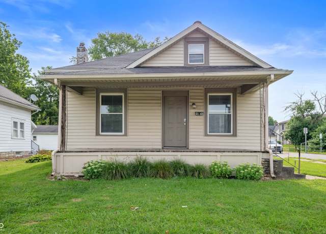 Property at 100 N Calvert St, Muncie, IN 47303, 4 beds, 5 baths